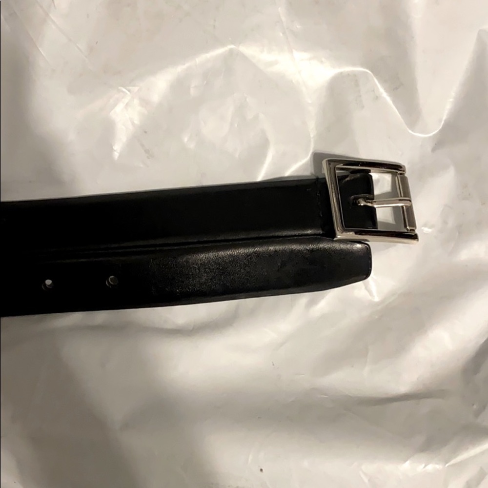 Women’s Black belt with silver hardware